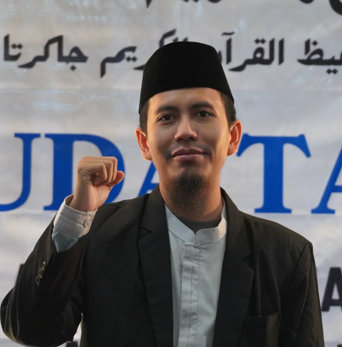 Ustadz Abu Khunais Bambang Apriyanto, LC
